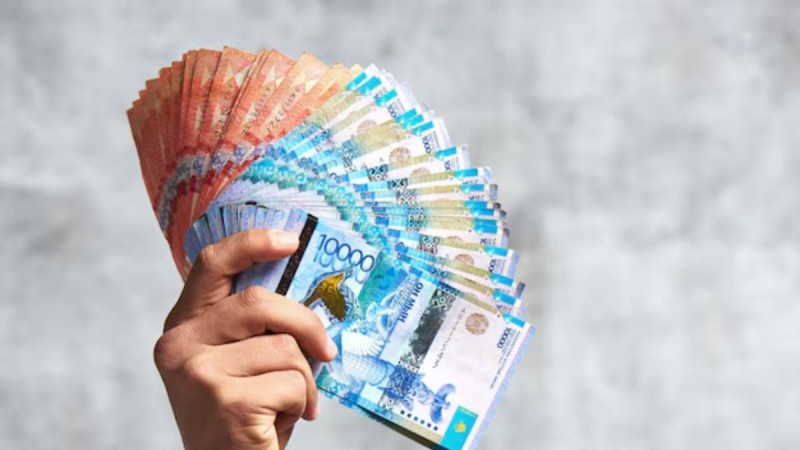 Өз баласына "Кенесары" деп ат қойған ата-аналар енді 400 мың теңгеден алады