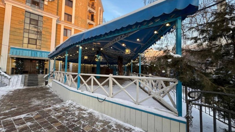 Алматы орталығындағы мейрамхананың жазғы террасасы сот шешімімен бұзылды