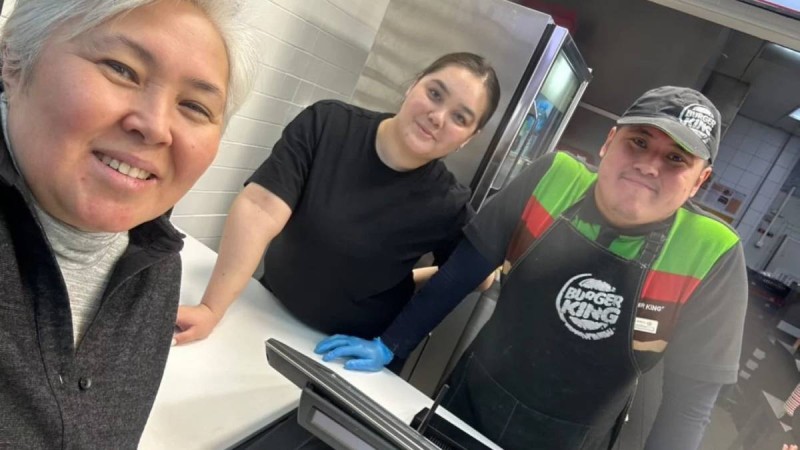"Ресейден келген орыс үшін қазақ баласын жұмыстан шығарып жіберген" – Burger King-тегі дау