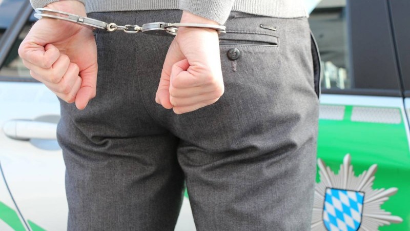 Теміртауда қарақшылық жасады деген күдікті айдауылдан қашып кетті