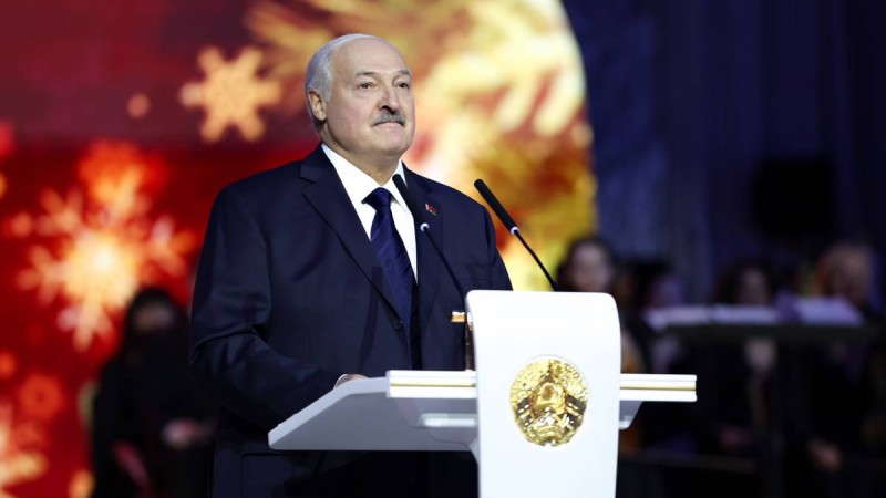 Зеленский Александр Лукашенкоға қарсы санкциялар енгізілгенін жариялады