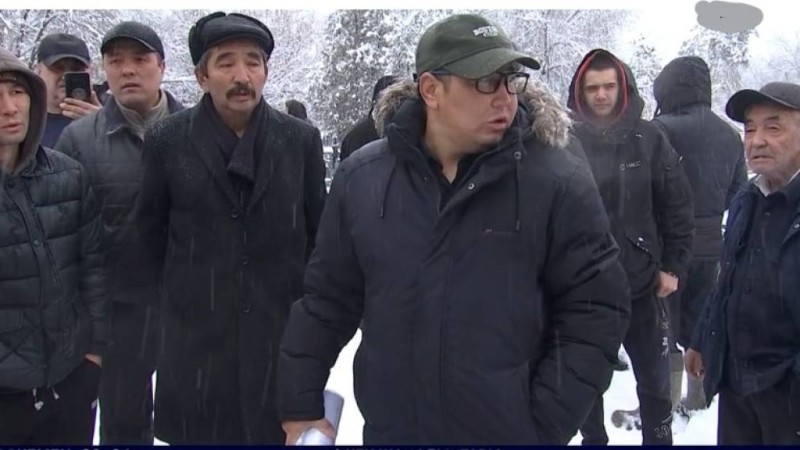 Алматыда құрылыс компаниясының жұмысшылары жалақысыз қалды