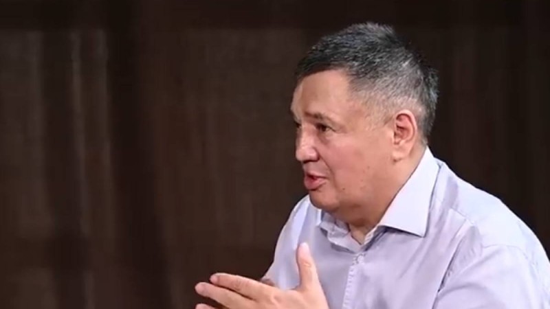 Конституцияның жаңа жобасы туралы жазбаларынан кейін Оразалы Ержанов ұсталды