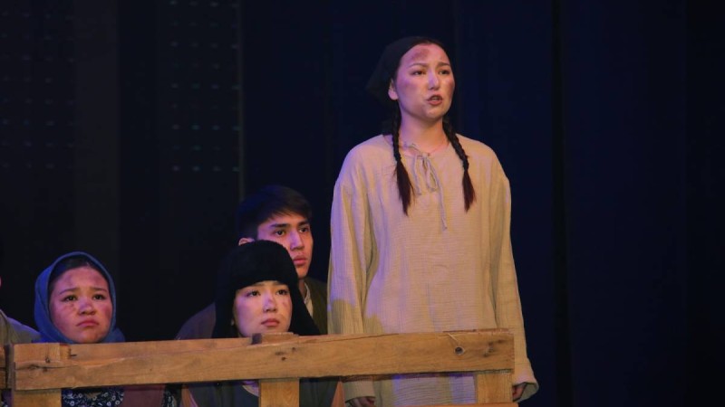 Тарихи-психологиялық романның тұсауы кесілді