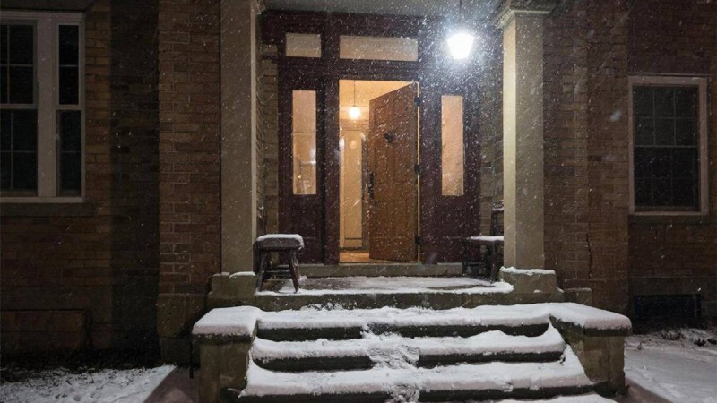 Шымкентте бір подъезден төрт адамның мәйіті табылды