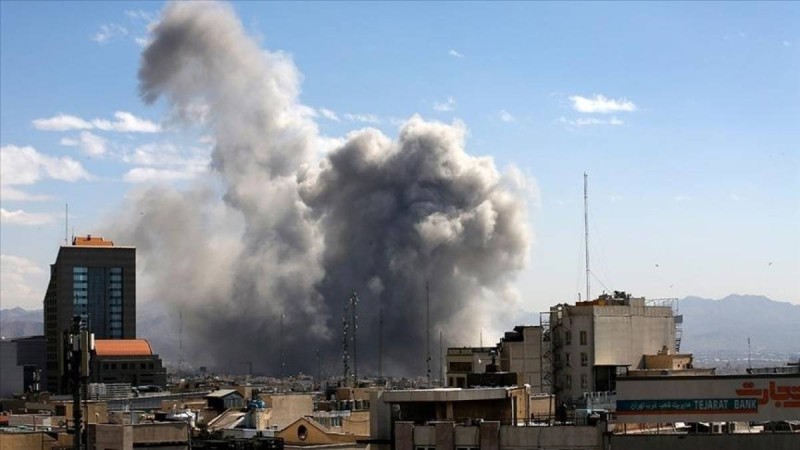 Әзербайжан Ираннан елшілік қызметкерлерін шығара бастады