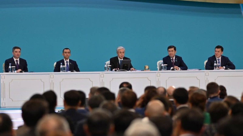 Тоқаев отандастарымызды Таяу Шығыстан эвакуациялау келіссөздері қалай жүргенін айтты