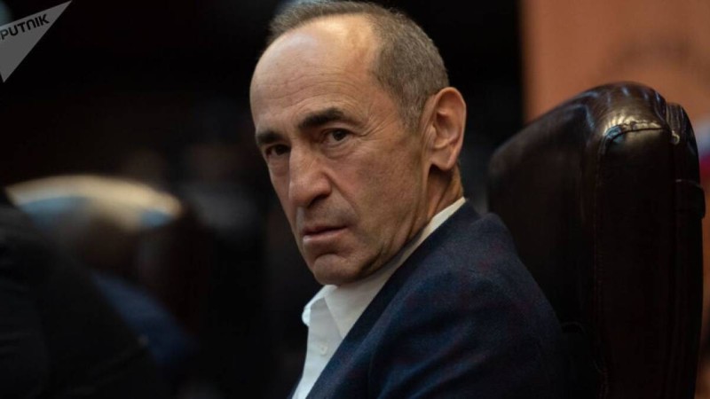 Арменияда билікке талас күшейді: Бұрынғы президент үлкен саясатқа қайта келді