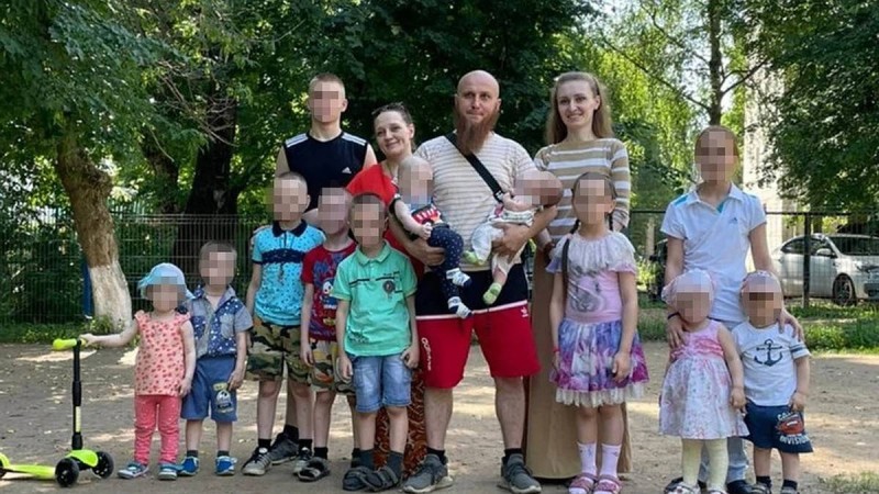 "31-рет әке атанды... Тіпті өз қызынан бала сүйгісі келеді": Аты шулы отбасыда болған тосын жағдай (ФОТО)