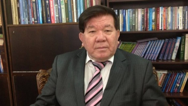 "Жансақтау бөлімінде жатыр": Ақын Мұхтар Шахановтың денсаулығына қатысты жайсыз хабар тарады