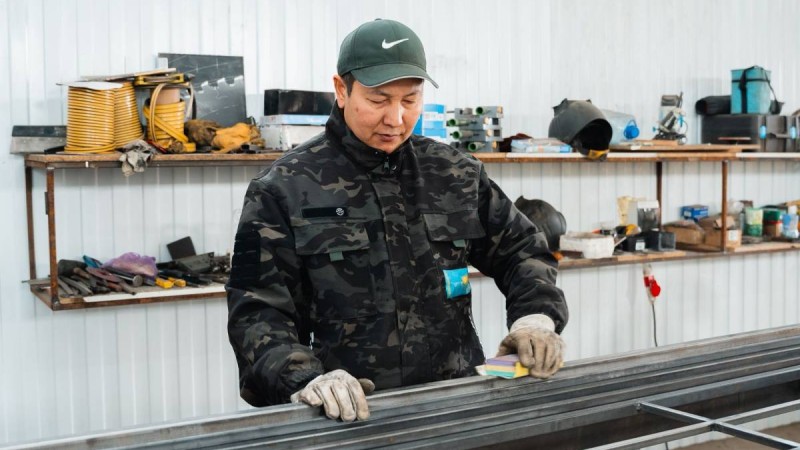 Металл бұйымдардан лофт жиһазына дейін: ауылдағы кәсіпкерліктің дамуы