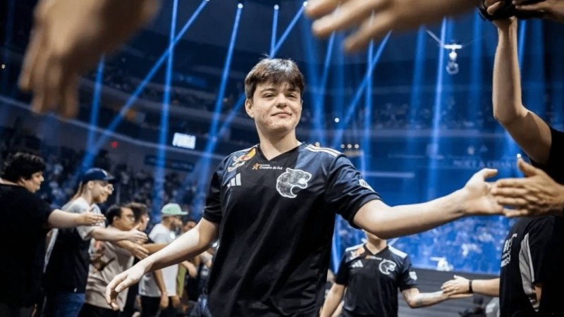 Бразилияда қазақ киберспортшысы Molodoy-ды ерекше қарсы алды (ВИДЕО)