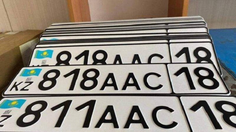 Қазақстанда жаңа түсті көлік нөмірлері пайда болады