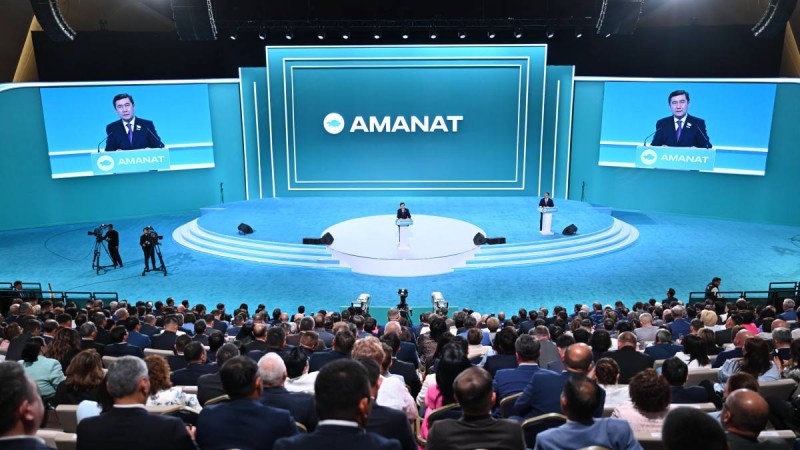Орталық сайлау комиссиясы «AMANAT» депутаттары мандаттарын қашан тапсыруы тиіс екенін түсіндірді