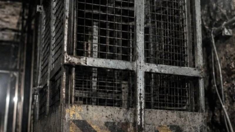 Абай облысында жерасты лифті күрт тоқтап, алты шахтер зардап шекті