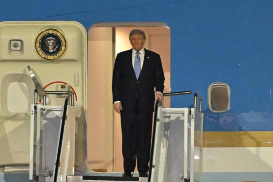 Трамп Қытайға келді