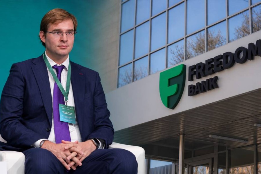 Белгілі журналистің банк қосымшасын Freedom Bank себепсіз бұғаттап тастады