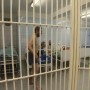 Қостанайда айықтырғыш орнында мас адамды соққыға жыққан санитарды соттап жатыр