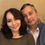 "Біз Нью-Йоркте таныстық": Айгүл Иманбаева күйеуінің немен айналысатынын айтты (ВИДЕО)