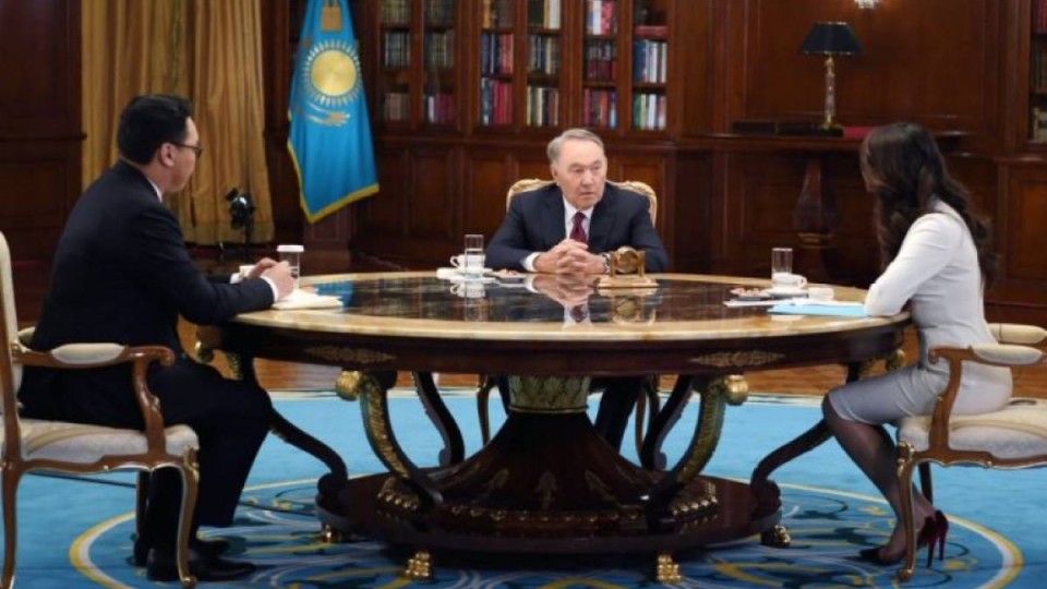 Назарбаев қос билік туралы қауесетті кімдер таратып отырғанын айтты (видео).