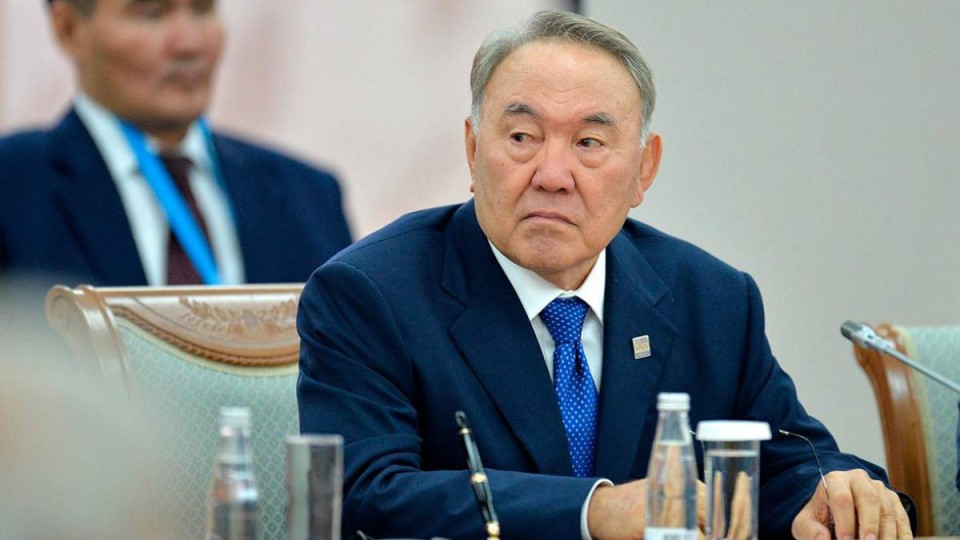 Әділет министрі Назарбаевтың отбасына қатысты сауалдарға жауап берді.