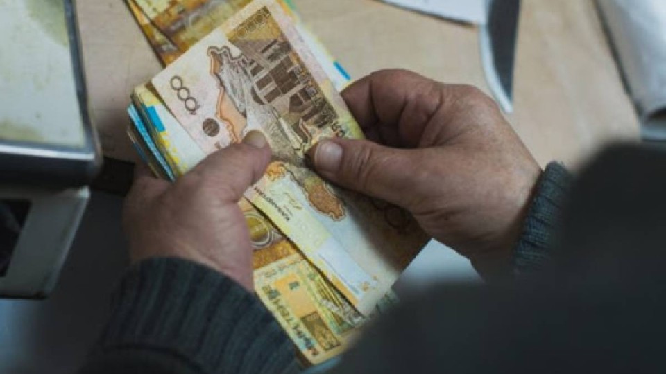 Біздің халық кедей тұрады, карантин осыны көрсетті..
