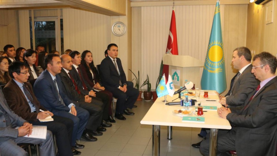 Президент мақаласы Ыстамбұлда талқыланды.