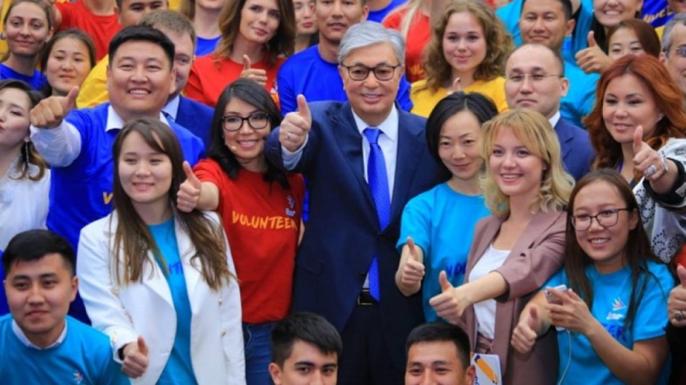 Жас буыннан үміт көп.