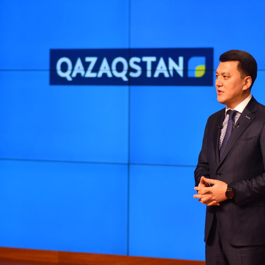 «Qazaqstan»: жаңа маусымда қоғамдық-саяси бағдарламалардың саны өседі