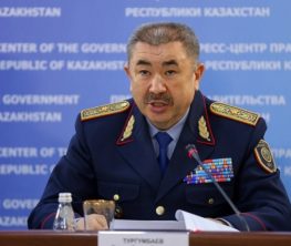 Ішкі істер министрі журналисттермен дос болғысы келеді (видео)