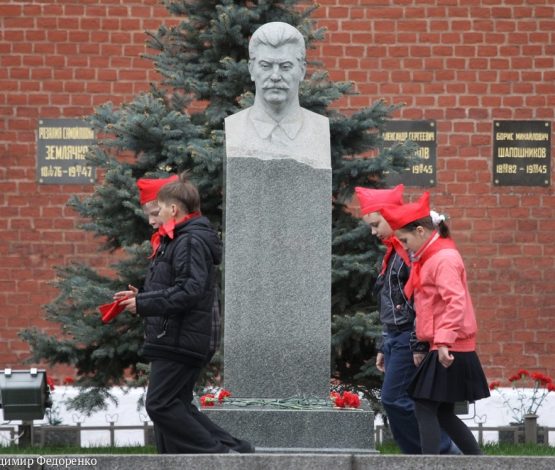 «Сталин – біздің масқарамыз! Бұл масқарадан құтылуымыз керек»