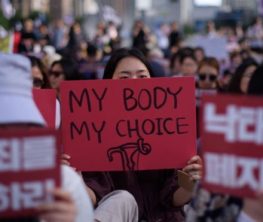 Оңтүстік Корея абортқа тиым салатын заңды алып тастамақ