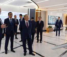 Н.Назарбаев: Партияның съезін өткізіп, ел президенттігіне кандидатура ұсынуымыз керек