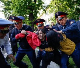 Алматы полициясы митингіге шығушылармен сөйлесуді үйренбек