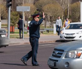 Жүргізуші куәлігінсіз көлік жүргізгендерге 126 мың теңге айыппұл салуы мүмкін