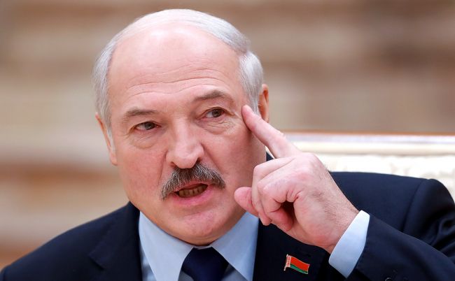 Лукашенко: Белоруссияда екі мемлекеттік тіл болады