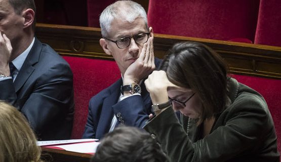 Францияның мәдениет министрі коронавирусқа шалдығып қалды