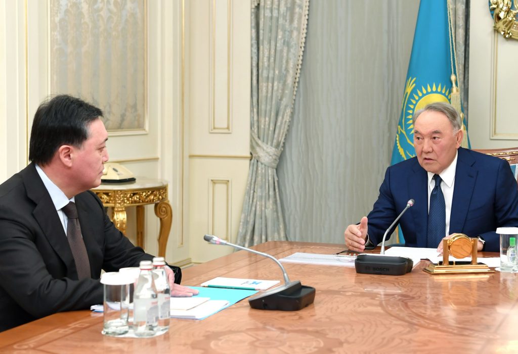 Назарбаев: Экономика төмендеп, 2008 жылғы дағдарыстың салдарынан да ауыр болуы мүмкін