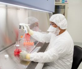 Медициналық компания басшысы: Коронавирус тестіне тапшылық қолдан жасалып отыр
