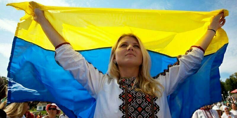 Украина халқының көп бөлігі жалғыз мемлекеттік тіл – украин тілі болғанын қалайды