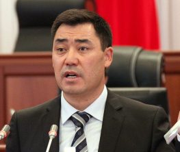 Қырғызстан: Атамбаев ұсталып, Жапаров премьер-министр болды