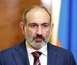 Қарабақ: Арменияның оппозициялық партиялары Пашинянның қызметінен кетуін талап етті