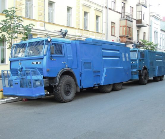 Полиция Петропавловска хочет купить транспорт с водометом для разгона толпы