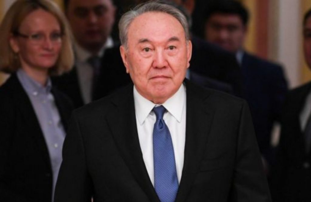 Назарбаев: Адамдардың табысы көбейгенін қалаймыз