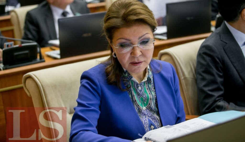 Дариға Назарбаева Қазақстанда – депутаттың көмекшісі