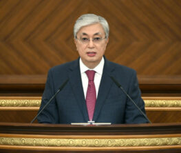 Тоқаев: Мемлекет басшысы саяси тұрғыдан бейтарап болуы қажет