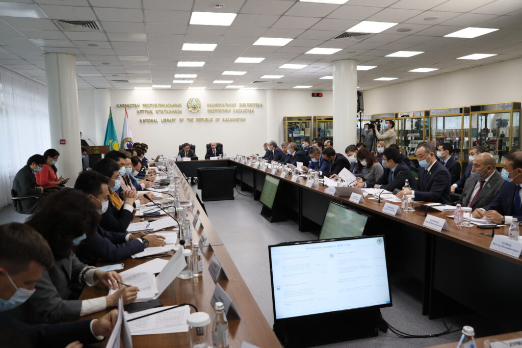 Депутаттар Алматының 2022 жылға арналған жергілікті бюджетті нақтылау жөніндегі жобасын қолдады