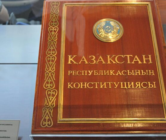 Тоқаев конституцияға өзгеріс енгізуге қатысты референдум өткізуді ұсынды