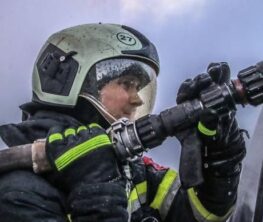Ресейде мұнай өңдеу зауытында жарылыс болды