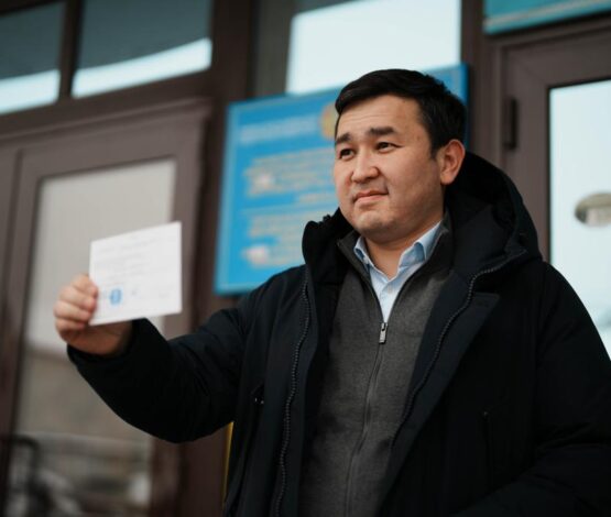 Тәуелсіз журналист Әсет Матаев мәжіліс депутаттығына кандидат болып тіркелді